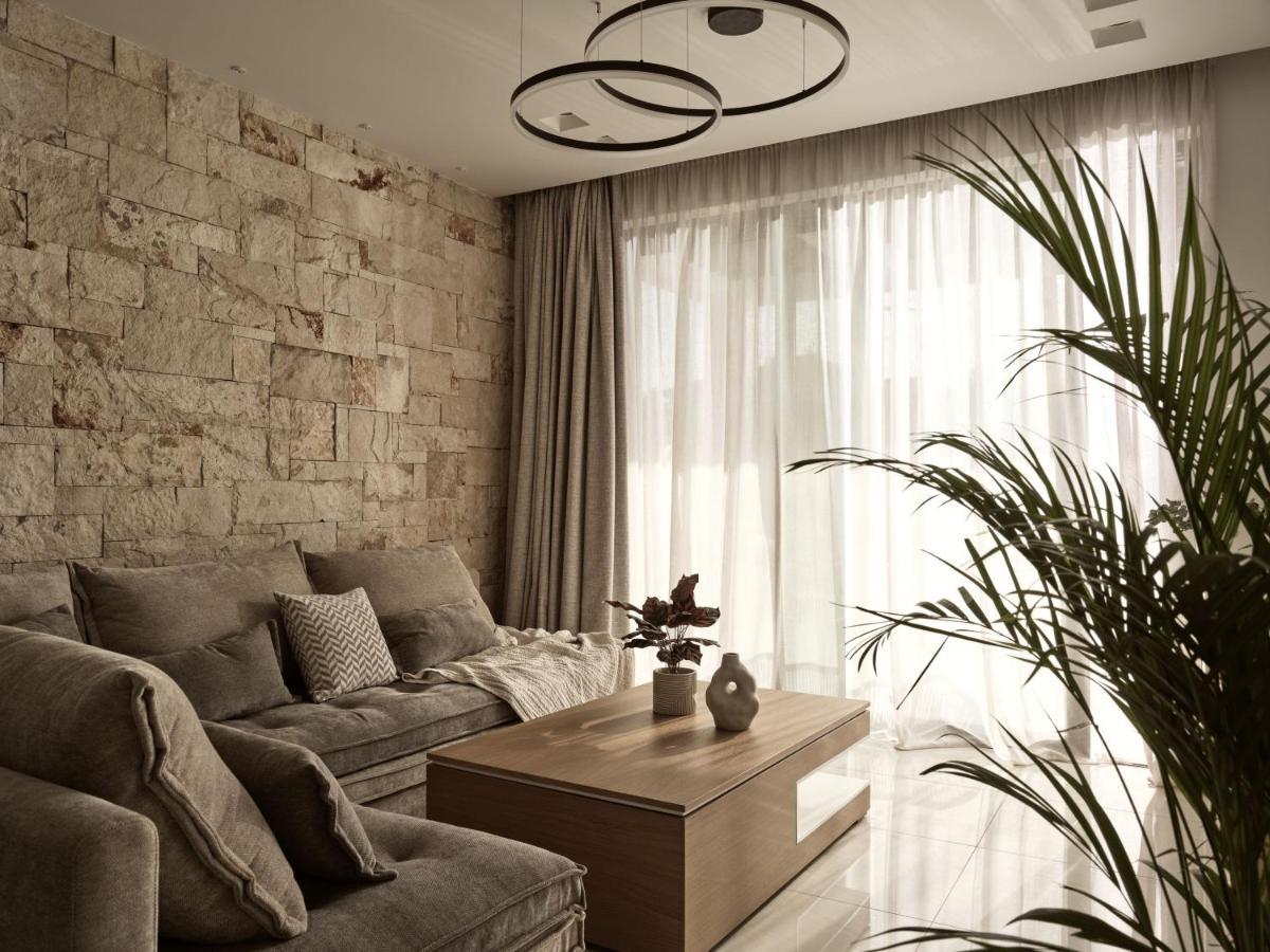 Anthis Luxury - A Haven Of Serene Modern Elegance, By Zantewize Villa Kalpaki (Zakynthos)
