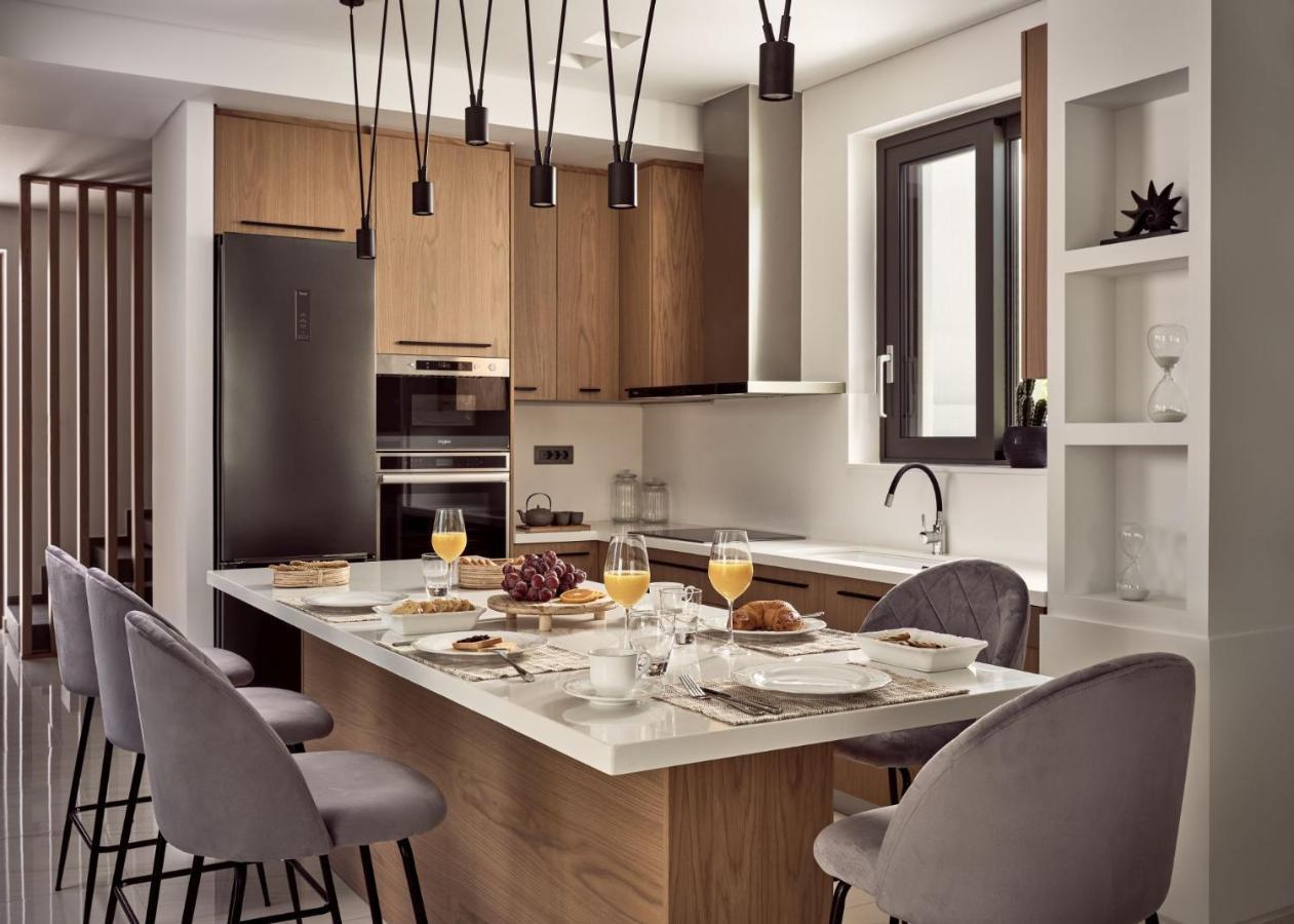Anthis Luxury - A Haven Of Serene Modern Elegance, By Zantewize Villa *