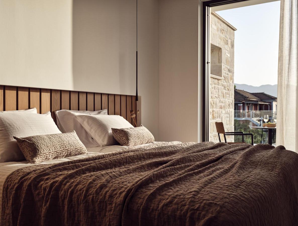Anthis Luxury - A Haven Of Serene Modern Elegance, By Zantewize Kalpaki (Zakynthos)