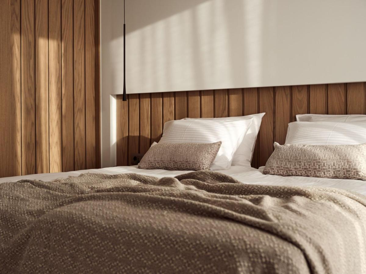 Anthis Luxury - A Haven Of Serene Modern Elegance, By Zantewize