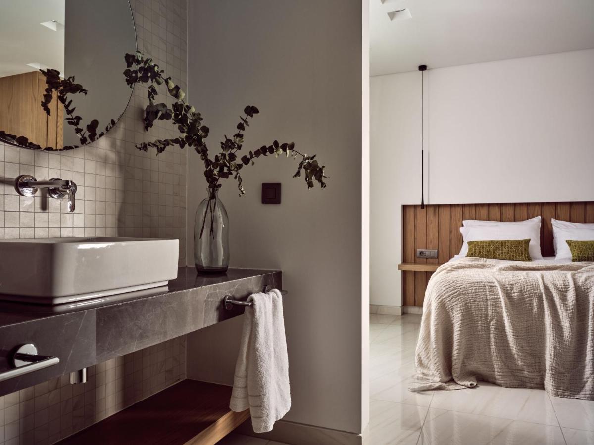 Vilă Anthis Luxury - A Haven Of Serene Modern Elegance, By Zantewize